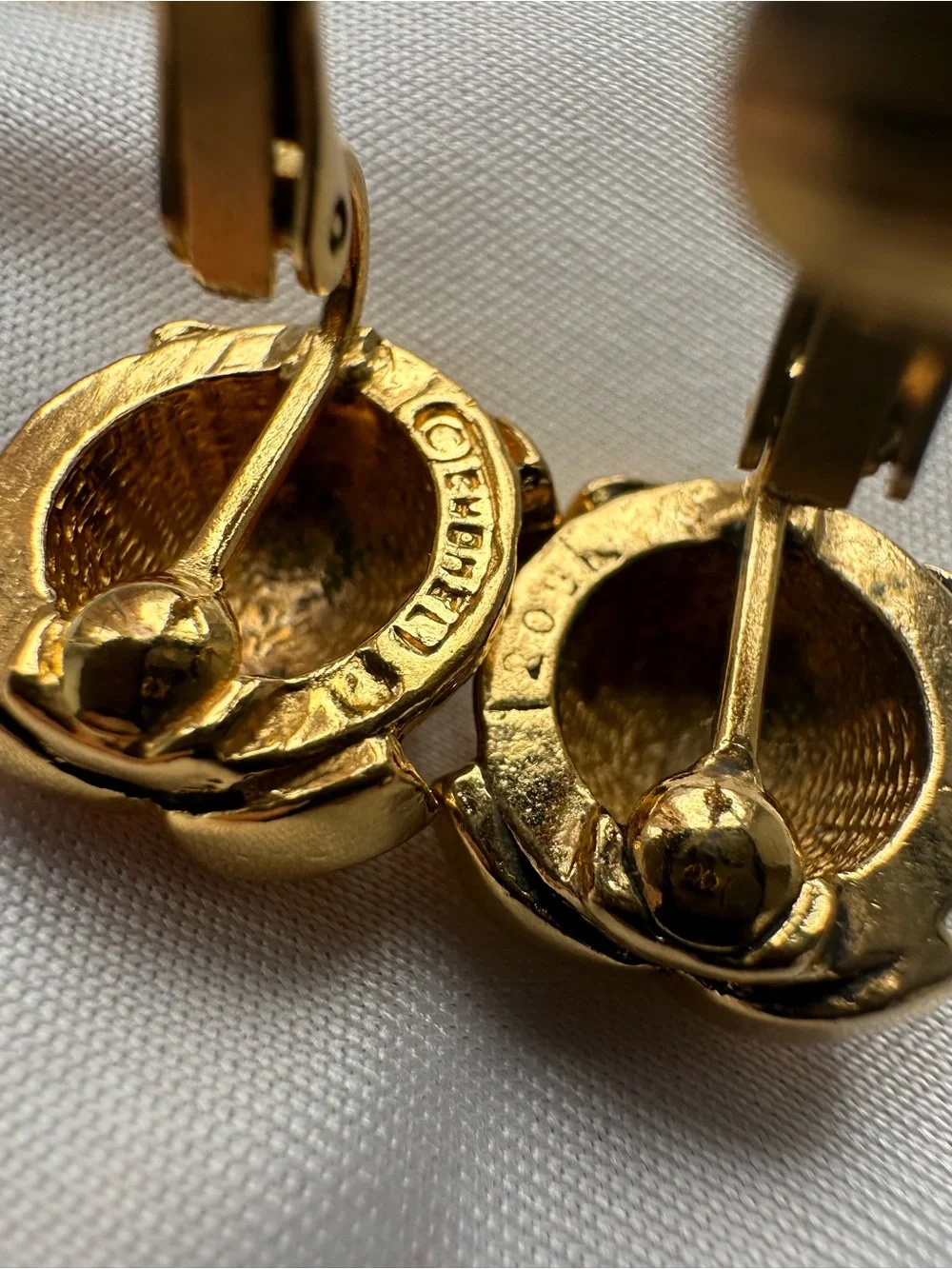 Authentic Vintage CHANEL Gold Plated CC Logo Clip-On Earrings – Made in France